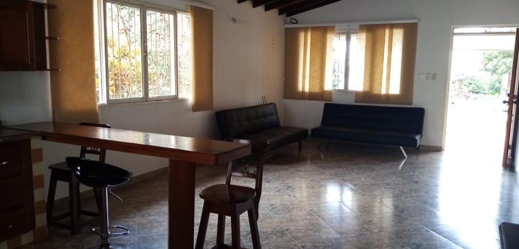 Hotel Campestre Las Bailarinas Armenia  Buitenkant foto