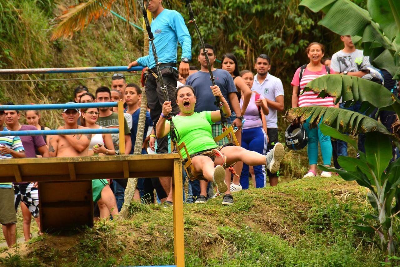 Hotel Campestre Las Bailarinas Armenia  Buitenkant foto