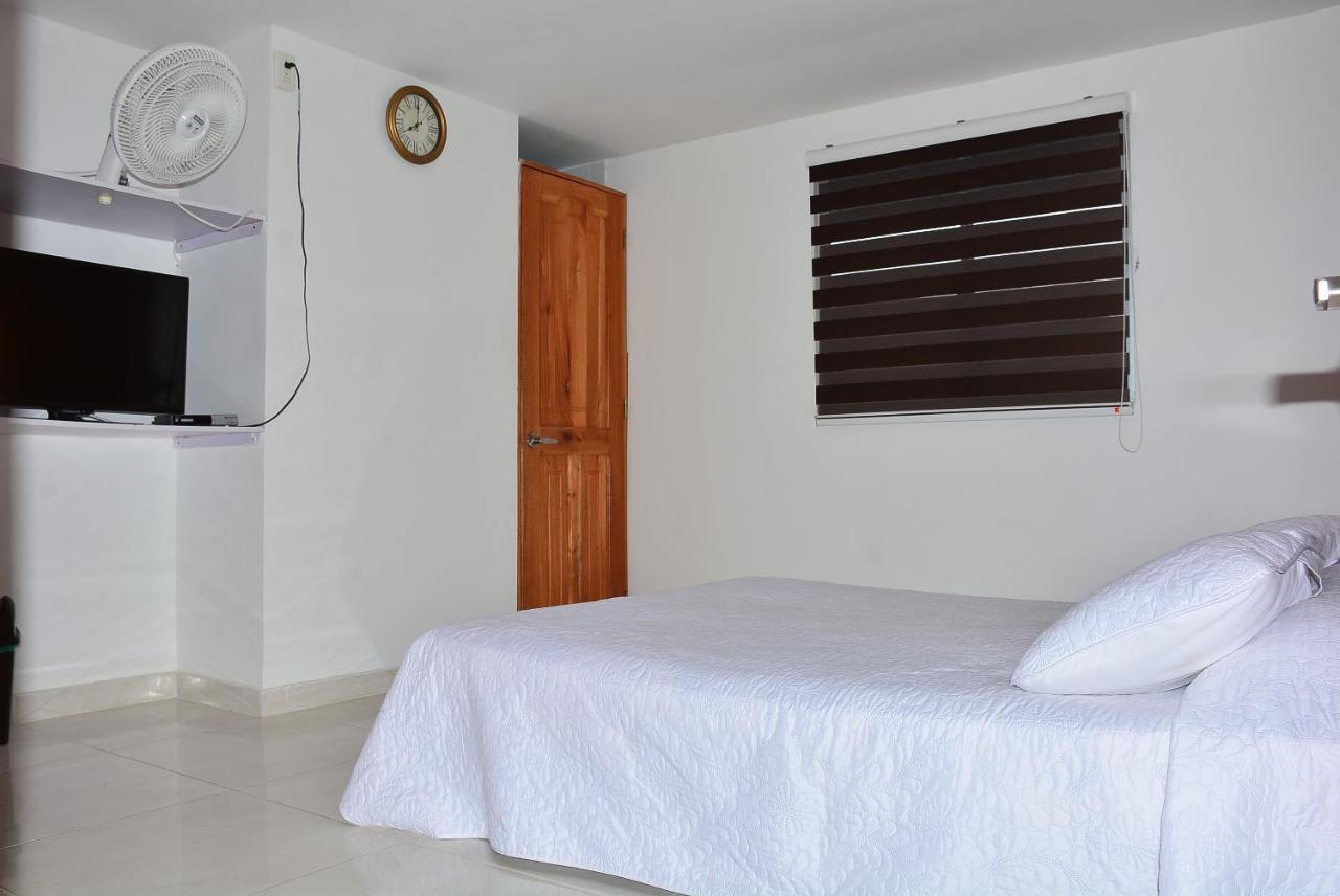 Hotel Campestre Las Bailarinas Armenia  Buitenkant foto