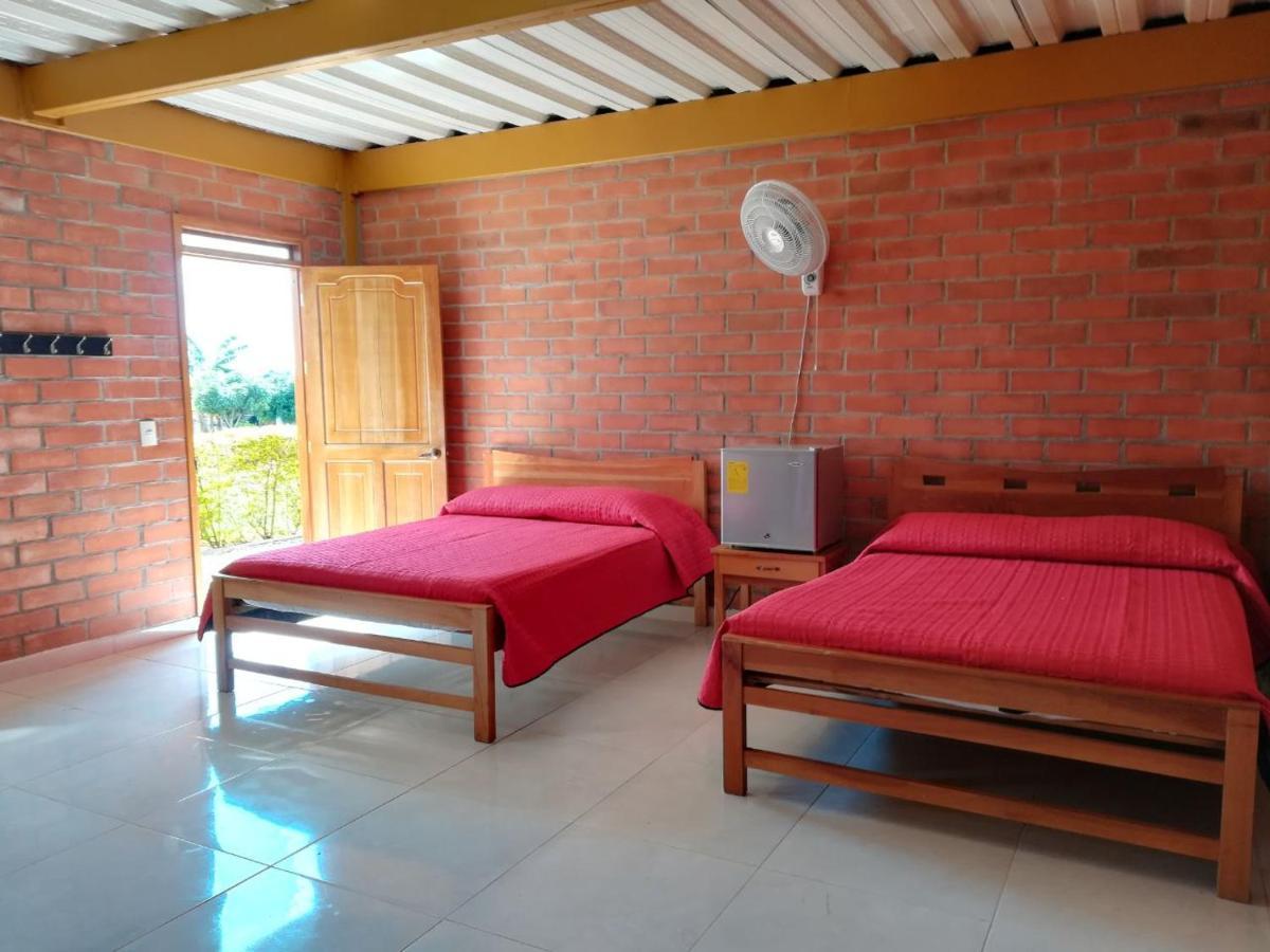 Hotel Campestre Las Bailarinas Armenia  Buitenkant foto